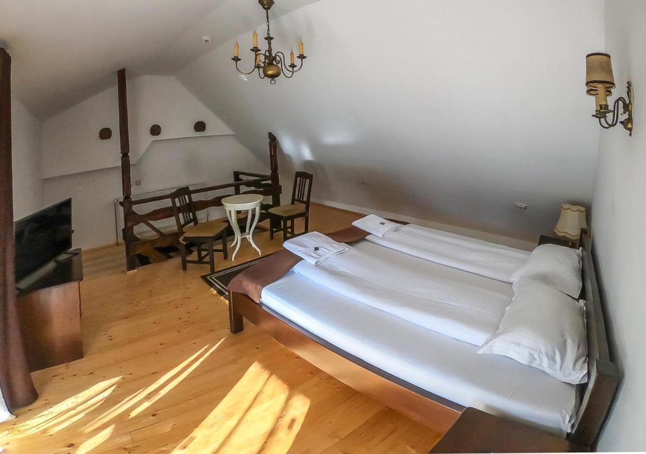 Hotel Casa Veche Sibiu Habitación foto